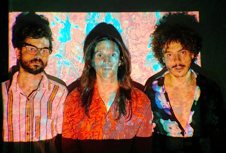 Integrantes da banda Psycho Delícia falam sobre feedback do novo álbum “Psy-fi”