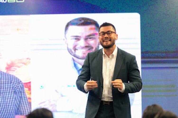 Dr. Gabriel Longuini comanda a 6ª edição da Imersão 6D em São Paulo