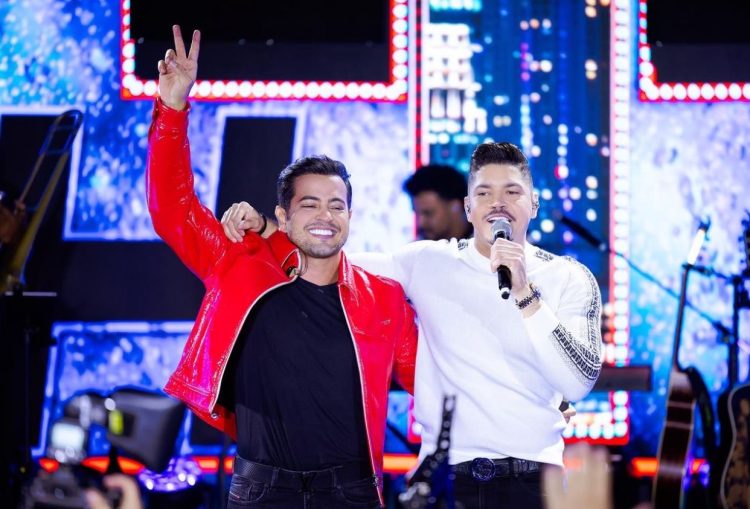 “Henrique E Diego E Michel Teló Fazem Show Em Cuiabá Em Homenagem Ao Centenário De Ueze Zahran”