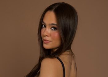 Influenciadora Julia Pimentel Esgota Coleção “Nights In Rio” Em Menos De 1 Hora E Ultrapassa R$ 700 Mil Em Vendas