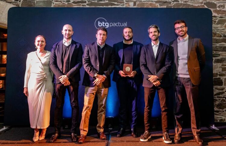 Collar Capital é reconhecida internacionalmente pelo BTG Pactual em premiação realizada na Irlanda