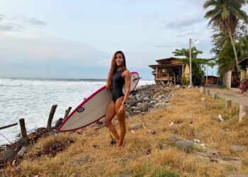 Tayane Dalazen inicia treinos com preparador de Gabriel Medina, e afirma: “É possível unir alta performance na carreira e no esporte”