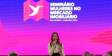 Sophia Martins realiza palestra de impacto em Balneário Camboriú e reforça protagonismo feminino no mercado imobiliário