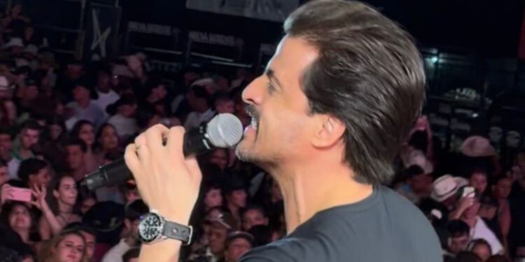 Rodrigo Fernandes faz show para mais de 15 mil pessoas antes da gravação do DVD “Luxury Rock Experience”