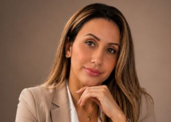 Adriane Oliveira anuncia lançamento do livro “Fé Perfeita em Deus” e promete tocar milhares de vidas