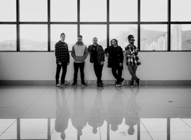 Onze:20 desembarca em Santa Catarina com a turnê “Luau do Onze:20” em noite especial no Porto Belo Hall