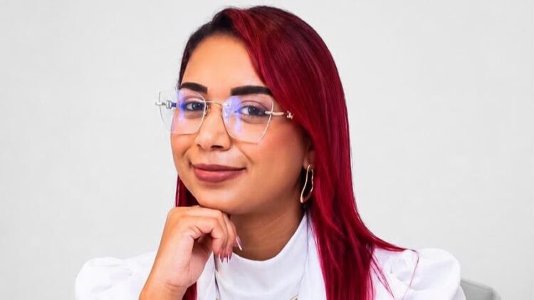 Com Mais De 4 Mil Atendimentos E Seis Livros Publicados, A Psicanalista Fernanda Daniela Consolida Trajetória Voltada À Saúde Emocional