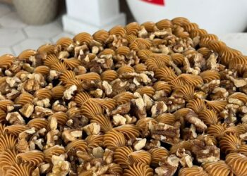 Viralização dos bolos quadrados inspira novo projeto de confeiteira do ABC