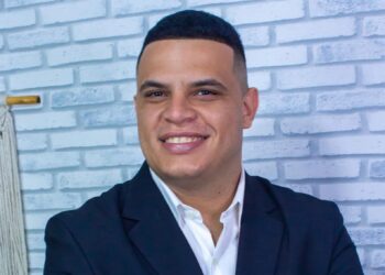 Integridade e serviço: Bispo Henrique Santini oficializa pré-pleito a deputado federal com apoio do Avante