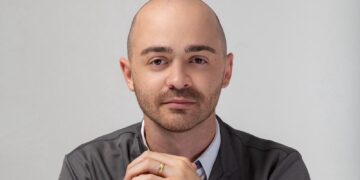 Dr. Bruno Henrique une formação internacional e experiência clínica no tratamento da dor e das disfunções da coluna